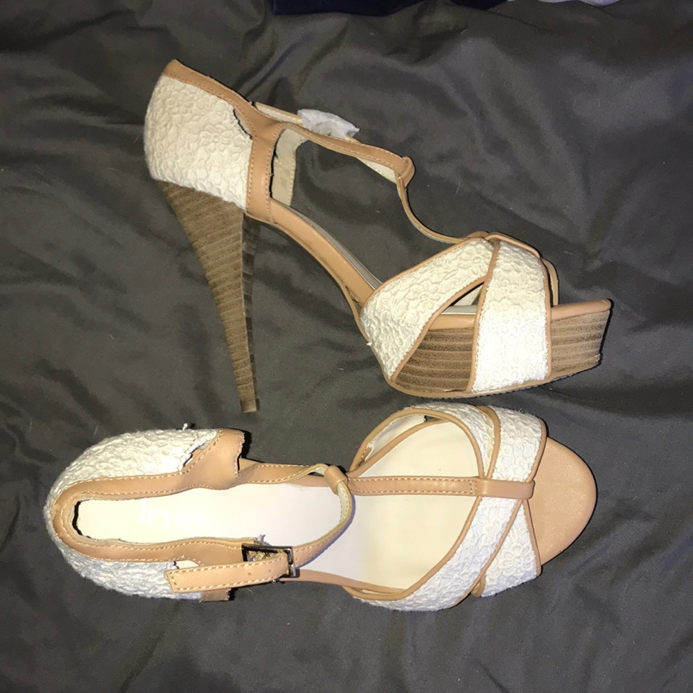 Summer shoes! Too high for me.